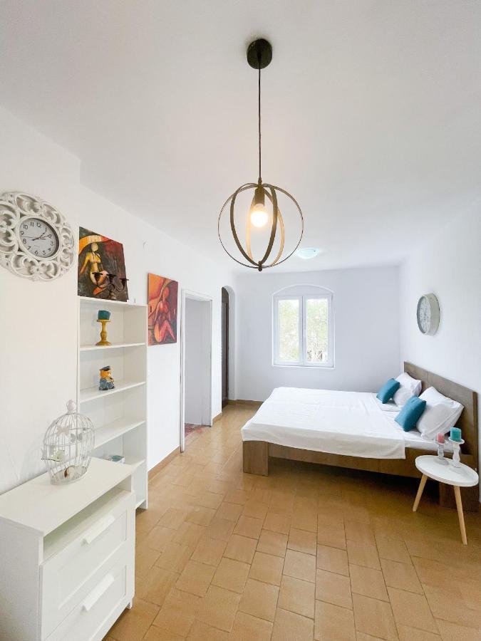 Spacious Apartment Amaros Korčula Exterior foto